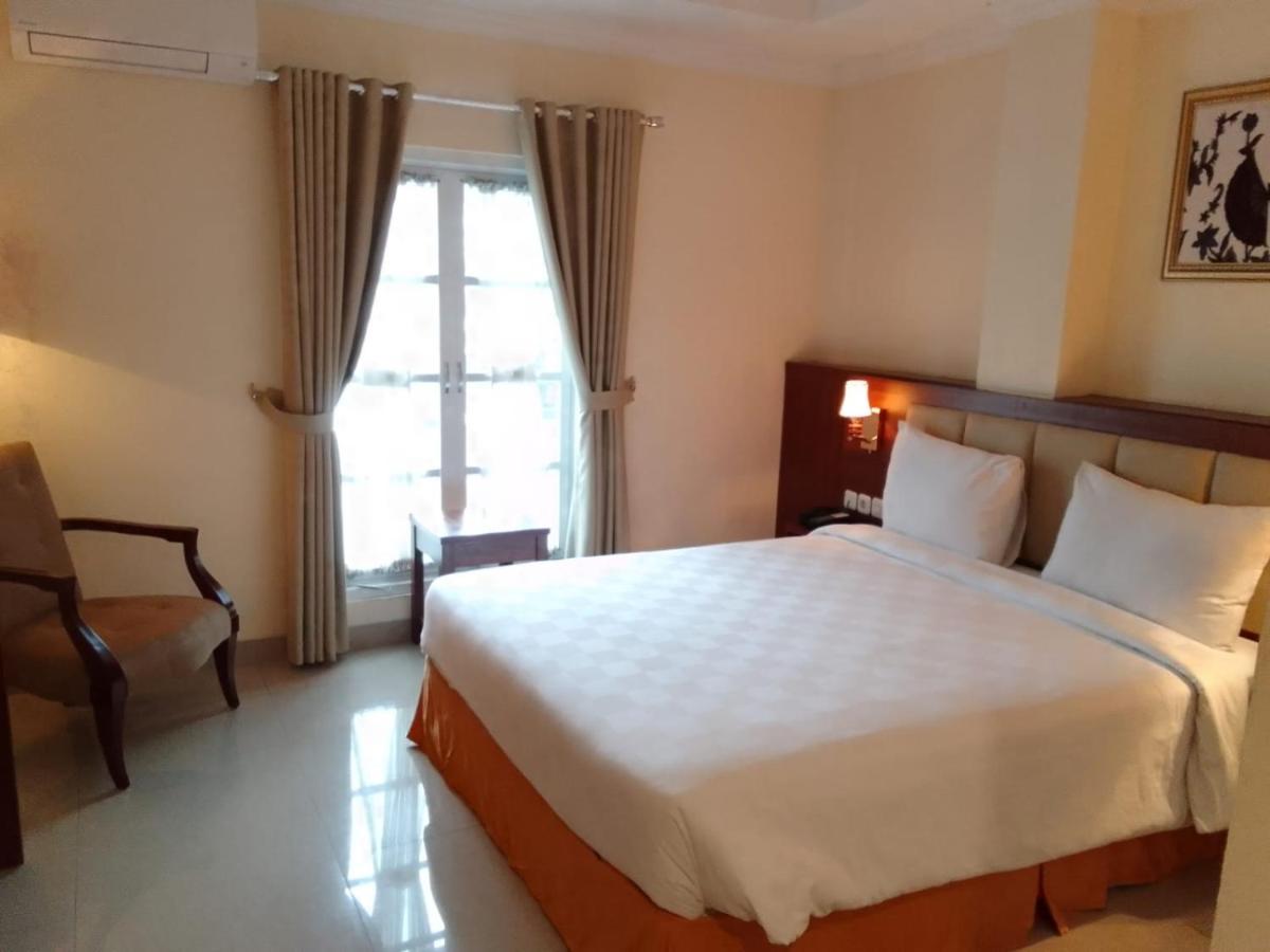 Dahung Le Semar Hotel Karawaci מראה חיצוני תמונה