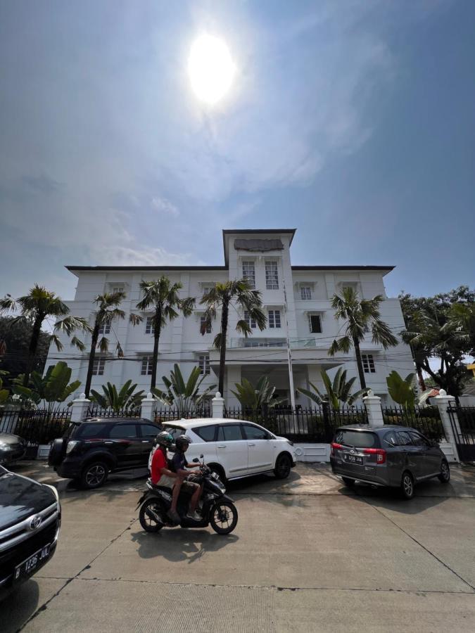 Dahung Le Semar Hotel Karawaci מראה חיצוני תמונה