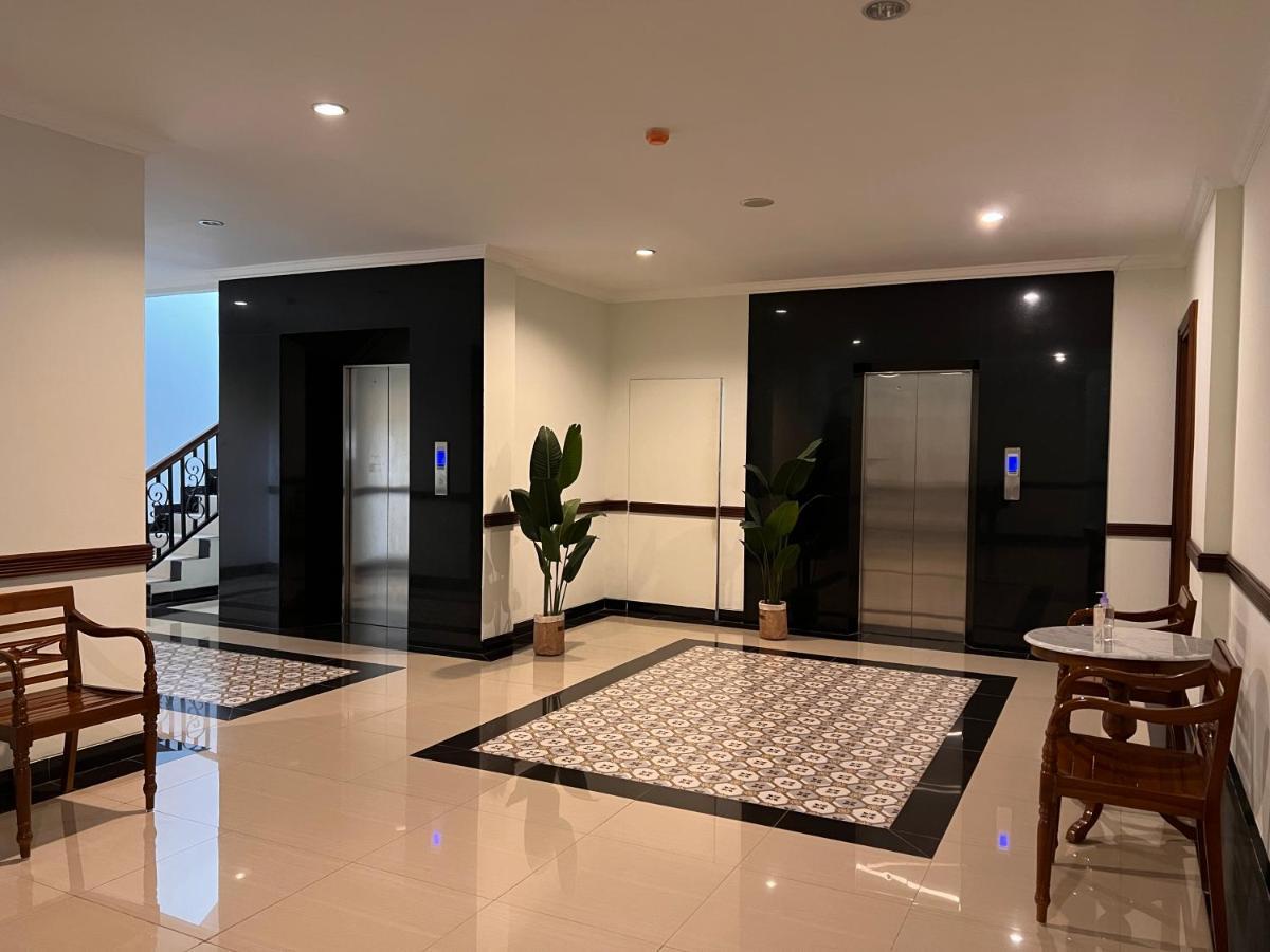 Dahung Le Semar Hotel Karawaci מראה חיצוני תמונה
