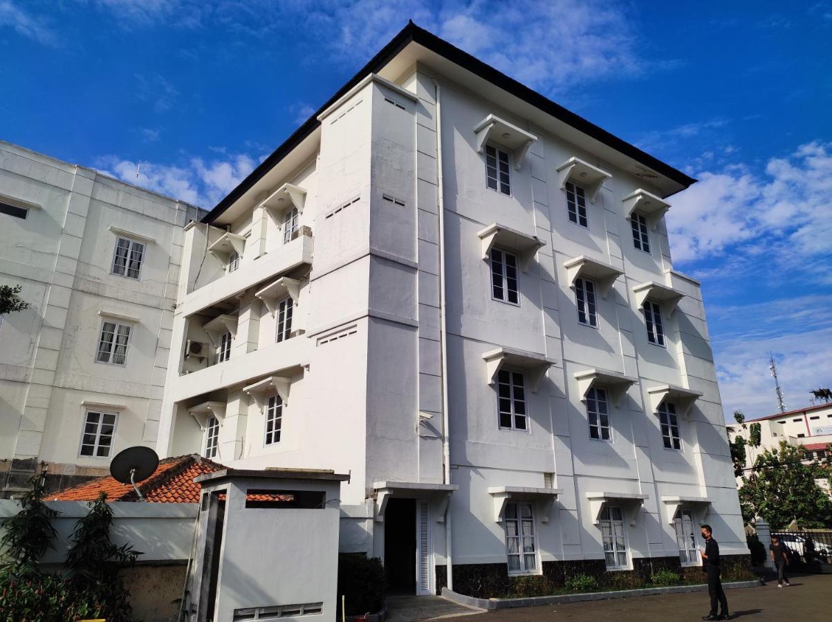 Dahung Le Semar Hotel Karawaci מראה חיצוני תמונה